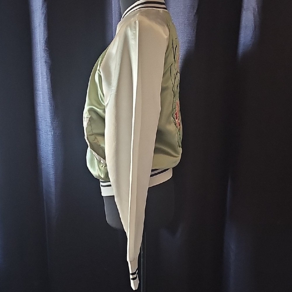 Green and White Bomber Jacket with Ribbed Cuffs - Picture 5 of 7